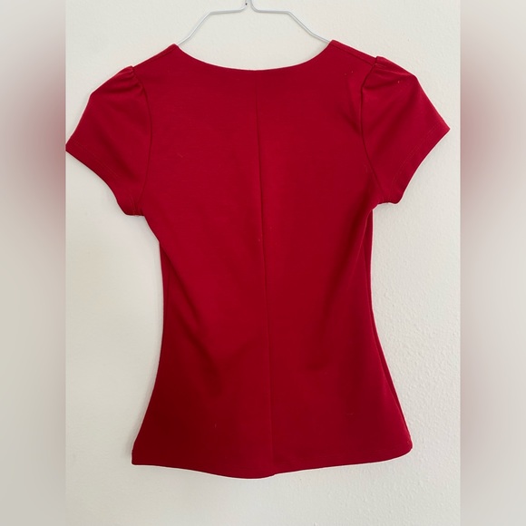 Red Form Fitting Blouse - Picture 4 of 4
